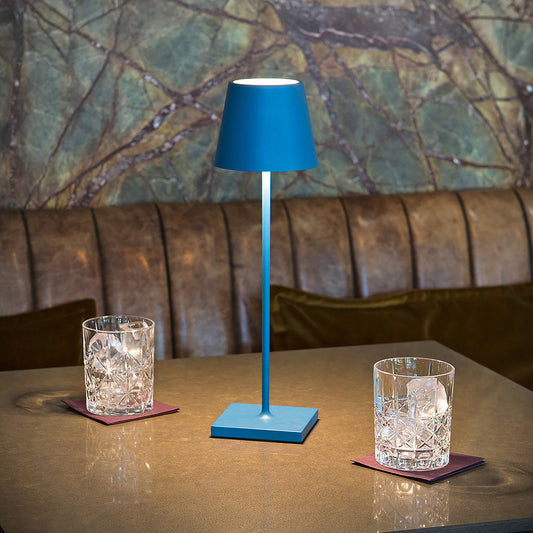 Elegant LED Bordlampe med Justerbar Lysstyrke – Modern Metal og Glas Design til Hyggelig Atmosfære-1