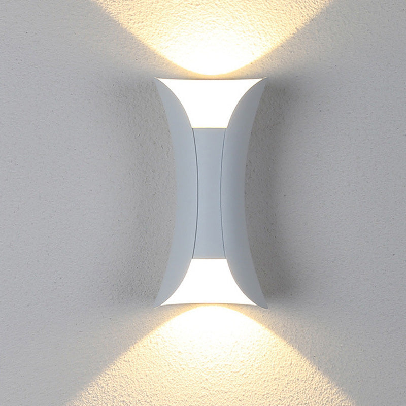 Variant image for Moderne Vandtæt LED Væglampe Udendørs – Energibesparende Sort/Guld Metal til Have og Terrasse-13
