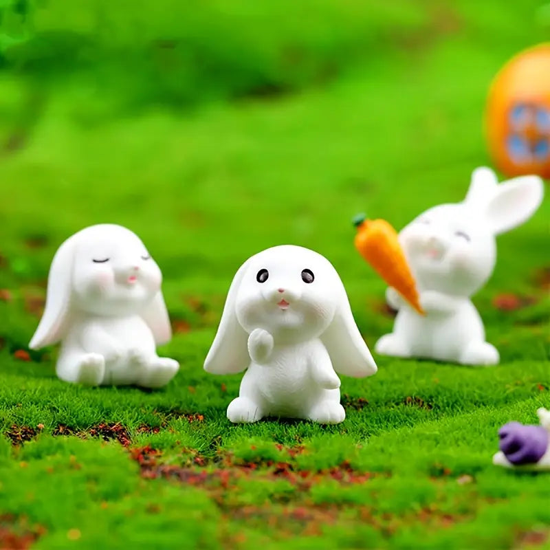 BunnyCharm - Sæt med 4 søde hvide kaninfigurer