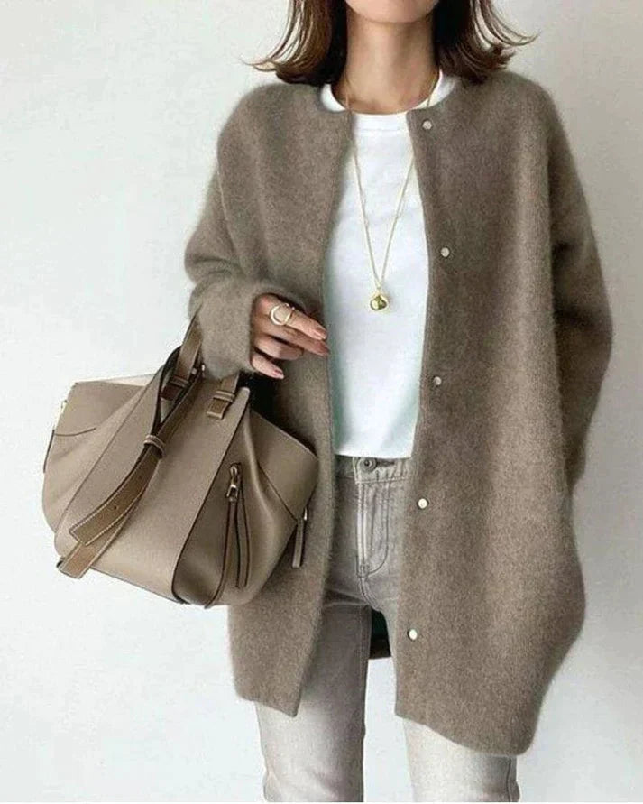 EleganzKnit - Elegant og blød cardigan - komfort og stil til ethvert outfit