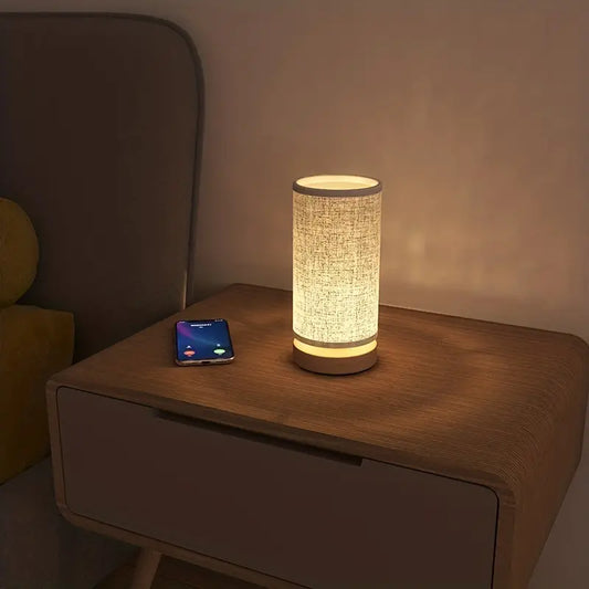 Elegant Natlampe i Linnedesign med Varmt Lys til Soveværelset – Hyggelig Indendørs Belysning-1
