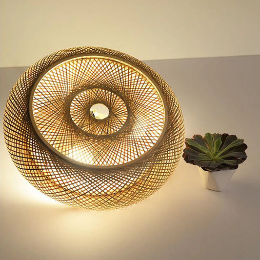 BambuGlow - Rustik loftslampe i bambus