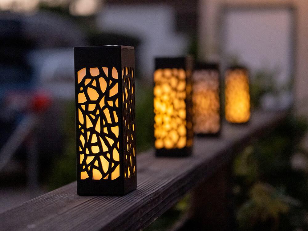 LED Solcelle Havebelysning – 30 cm Høj, Varm Hvid Lys, Nem Installation, Vandafvisende Plast, Energibesparende Lys til Haven-1