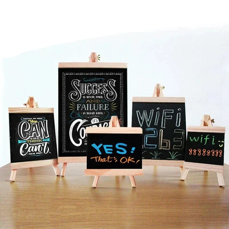 Kompakt Fyrretræ Tafel med Mini Tavle til Menus, Notater og Tegninger – Sort Design 15x20 cm-3
