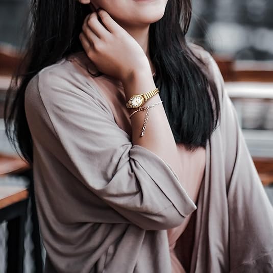 Catalina - Elegant dameur | Stilfuldt miniur med rem i rustfrit stål