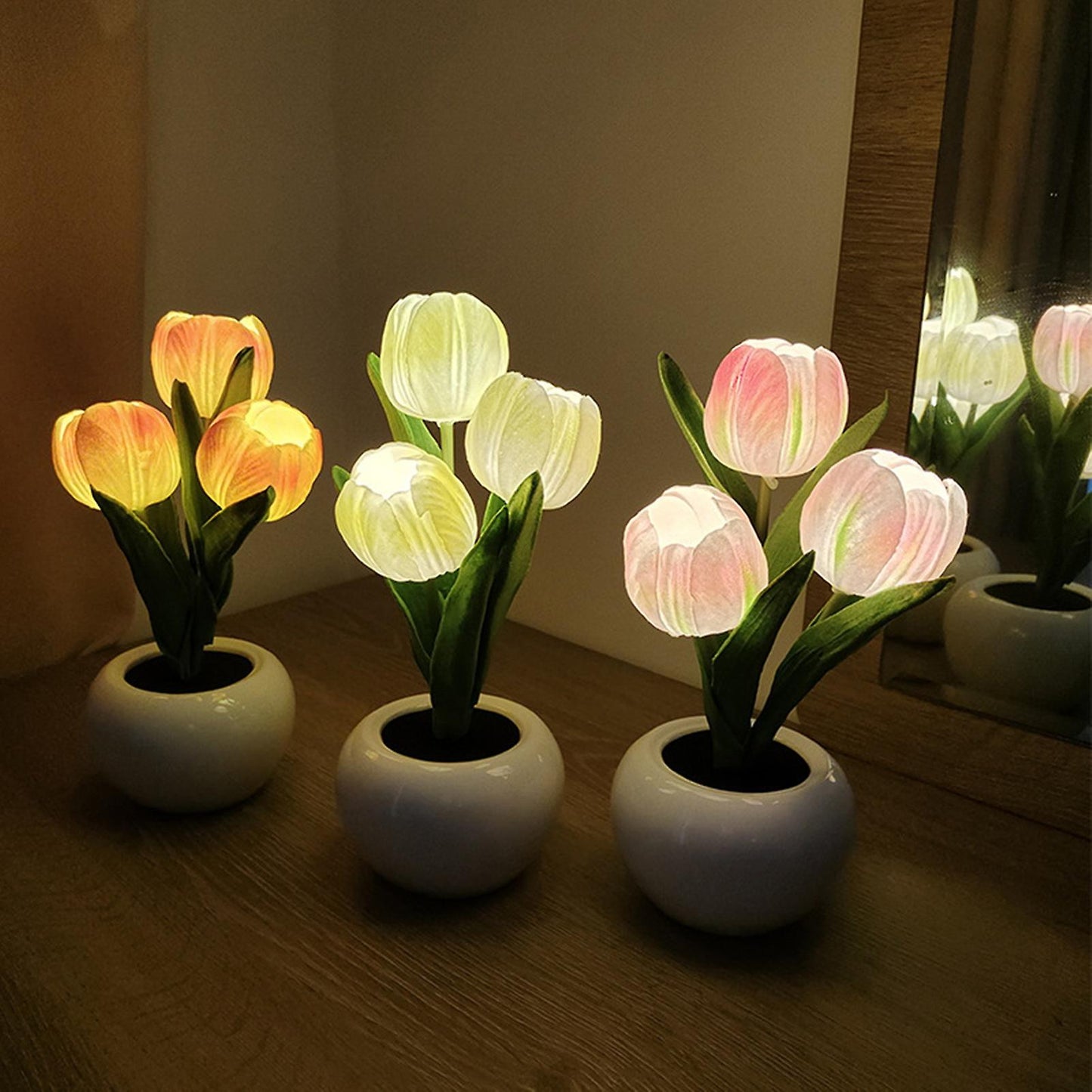 Elegant Tulp Nachtlicht med LED Belysning – Varmebestandigt Skum og Tekstil til Hyggelig Atmosfære-4