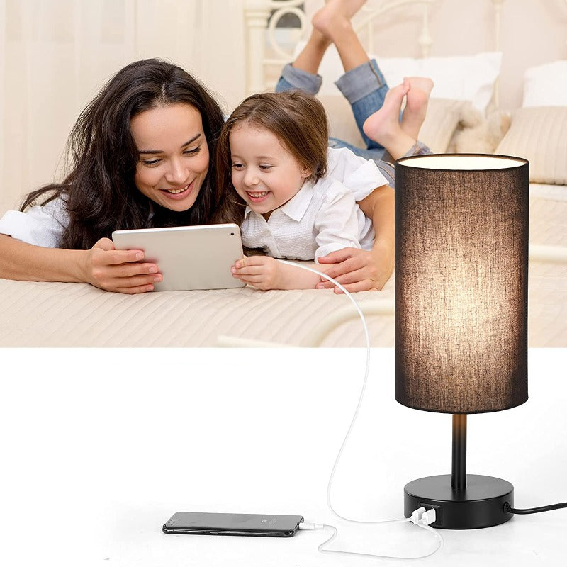 LuminaTouch - Dæmpbar touch-bordlampe med USB-opladningsporte