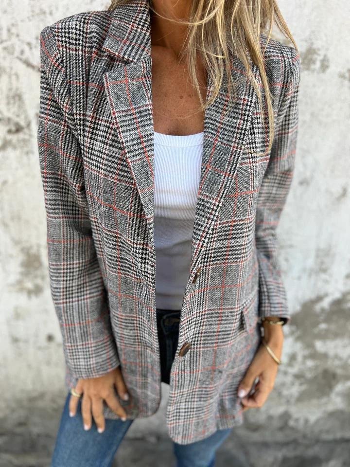 Scarlett - Stilfuld vinterblazer til kvinder med klassisk ternet mønster og skræddersyet snit