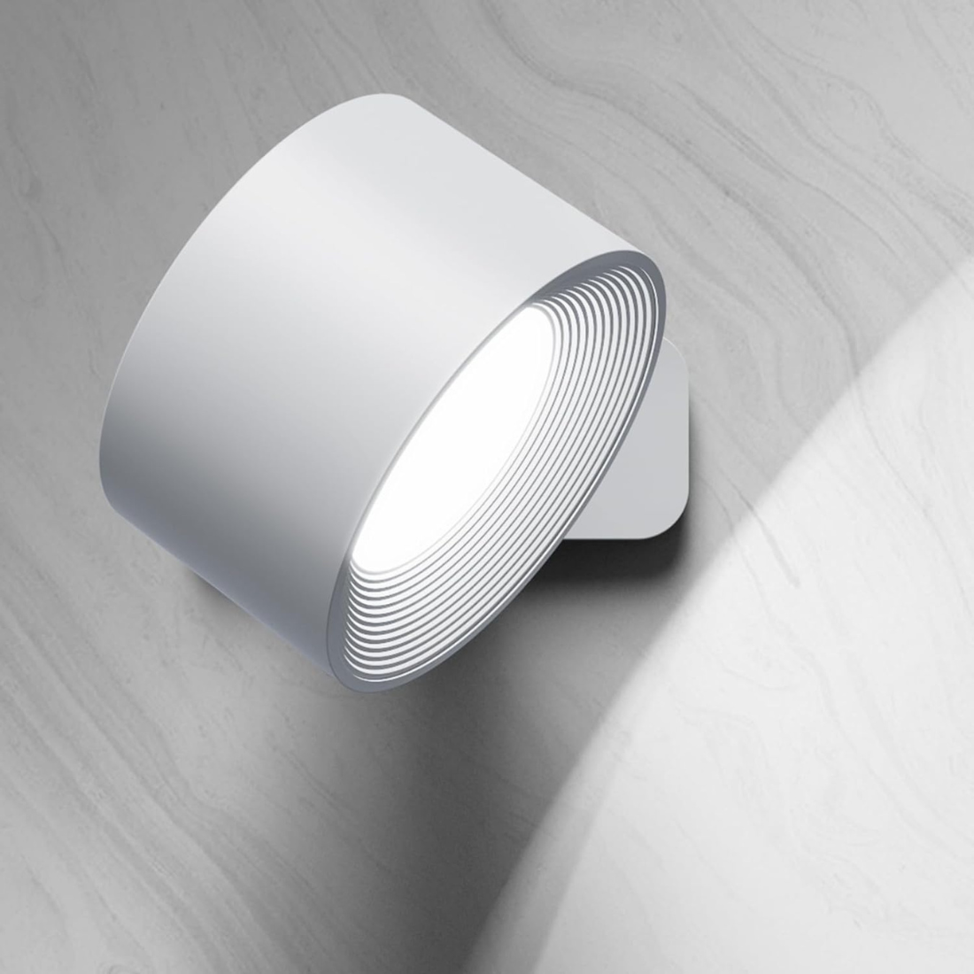 LumiFlex 360 - ledningsfri, genopladelig 360°-væglampe