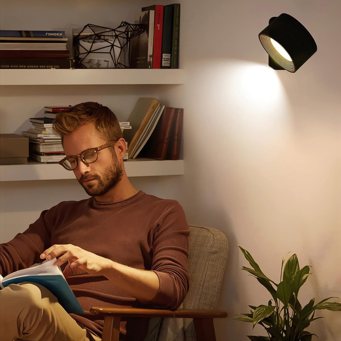 LumiFlex 360 - ledningsfri, genopladelig 360°-væglampe