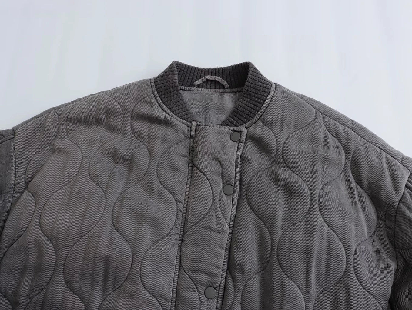 TrendBreeze - Vatteret bomberjakke med quiltet design | Trend møder komfort