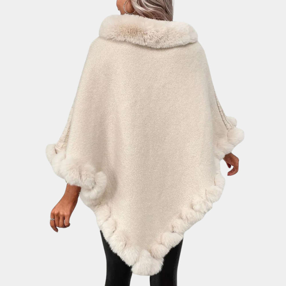 Greta - Strikket poncho-trøje | Elegance og varme kombineret