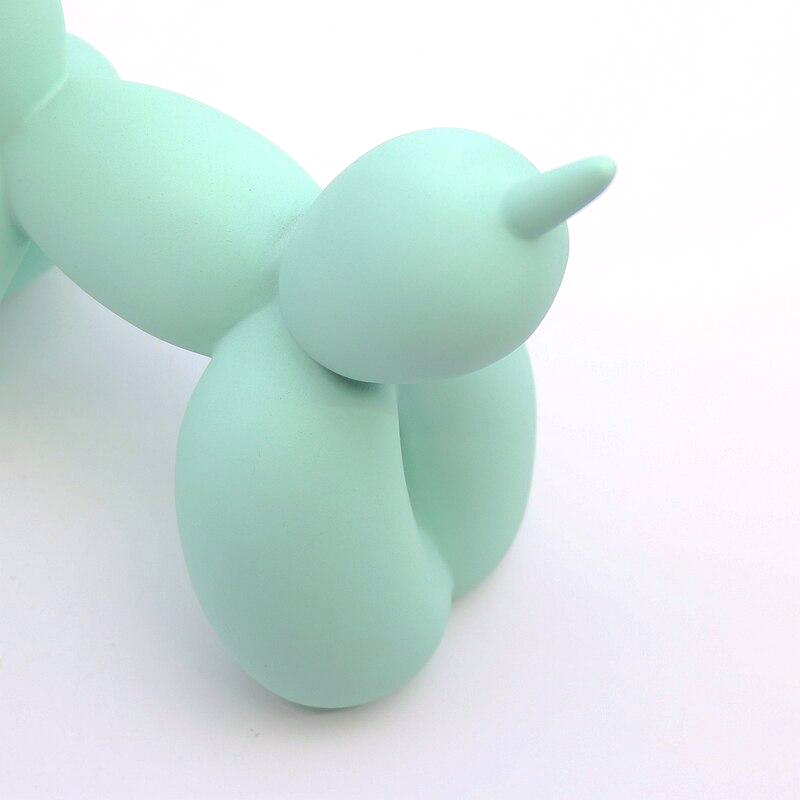 ColorPup - Skulptur af ballonhund i levende farver