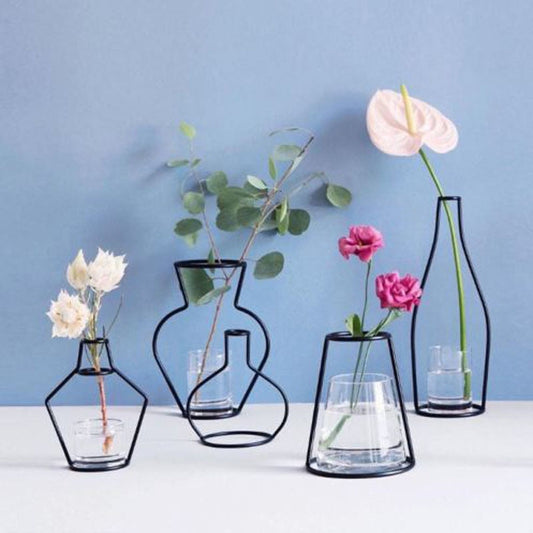 Minimalistisk Jern Vase til Blomsterarrangementer – 30 cm Høj, Sort Dekoration til Hjemmet-1