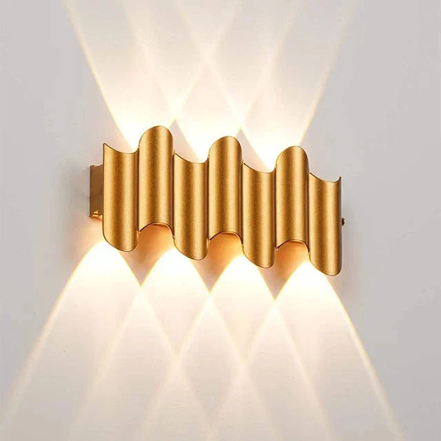 Variant image for Moderne Væglampe i Metal og Glas – Elegant Design til Indendørs Belysning med Varmt Lys 3000K-11