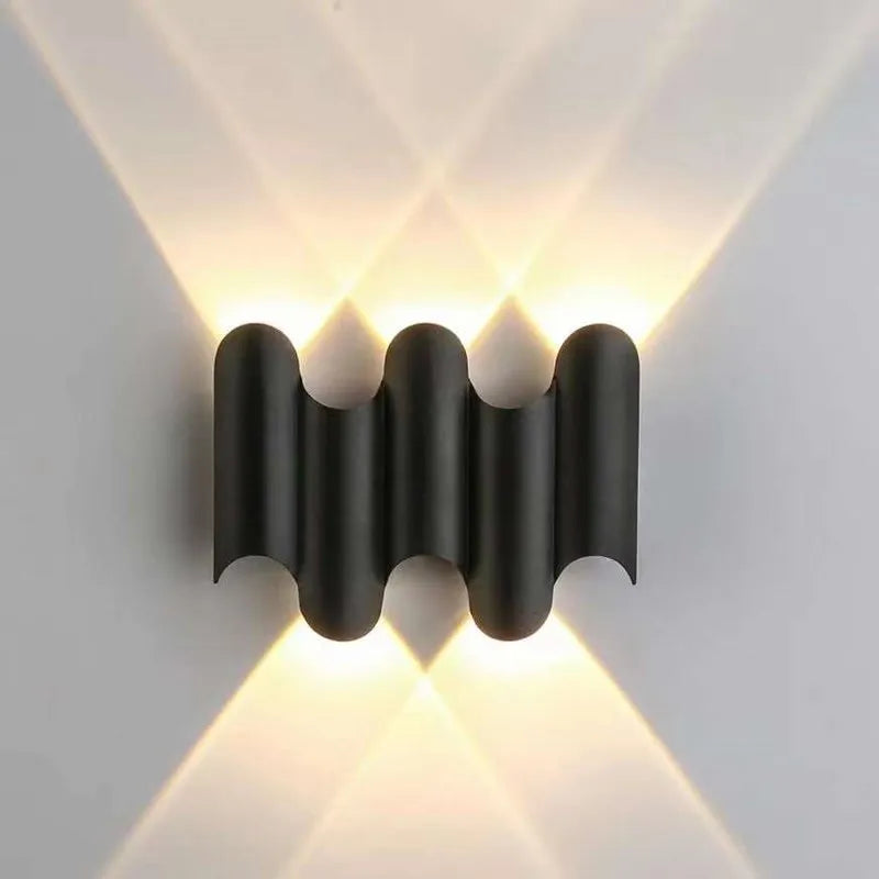 Variant image for Moderne Væglampe i Metal og Glas – Elegant Design til Indendørs Belysning med Varmt Lys 3000K-3