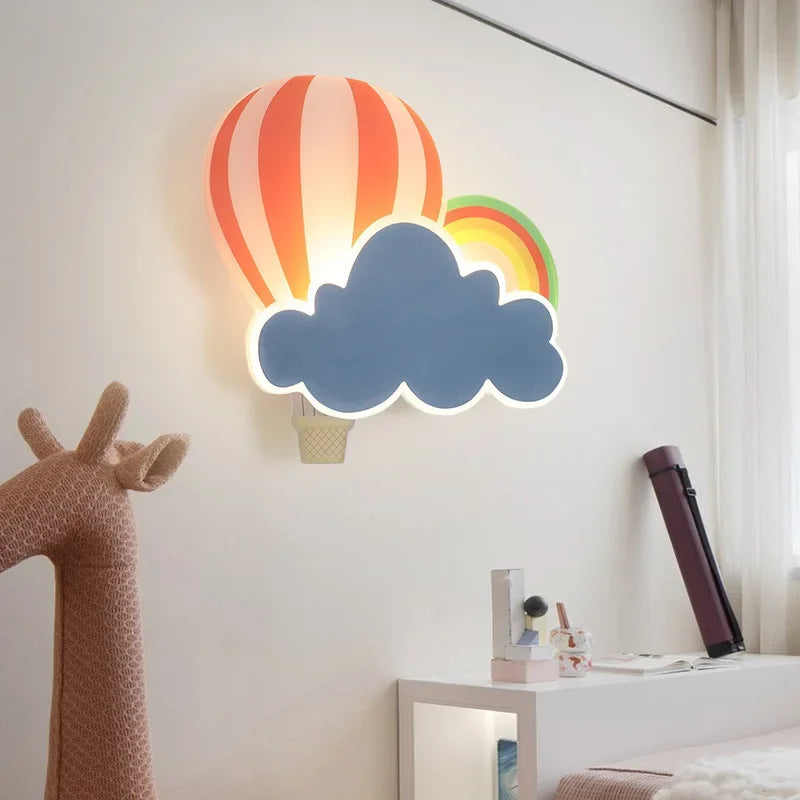 Farverig LED Væglampe til Børneværelser – Energibesparende Belysning med Blødt Lys og Legende Design-3