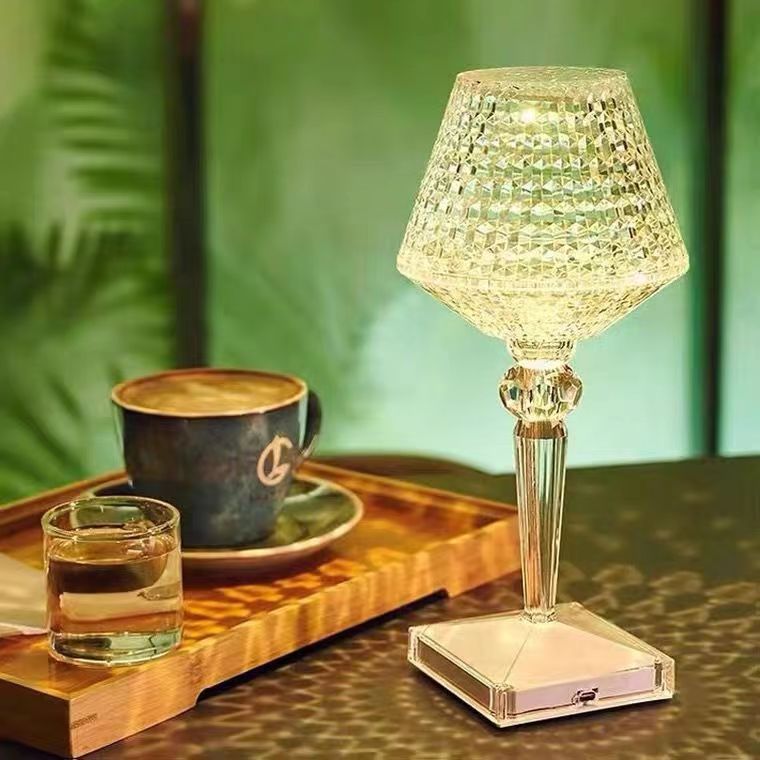 LuxeGlow - Krystalbordlampe | Dæmpbar LED-humørbelysning