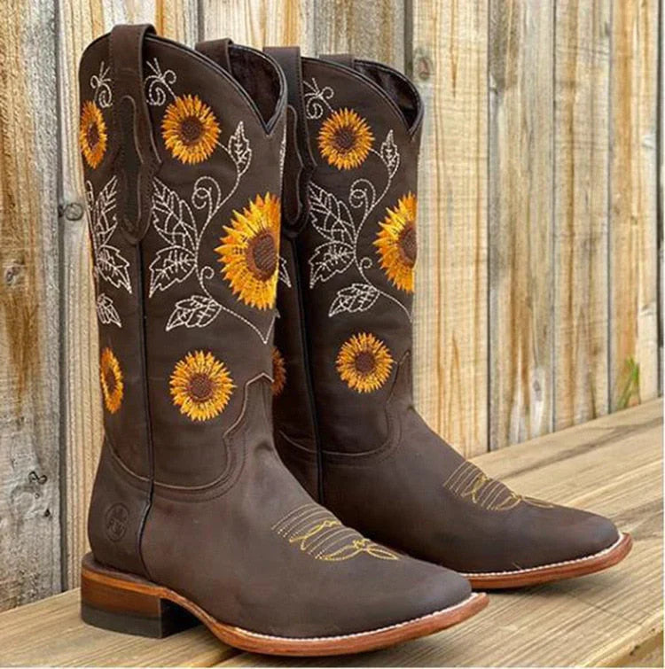 Grace - cowboystøvler med solsikkebroderi | Klassisk westernstil møder levende elegance