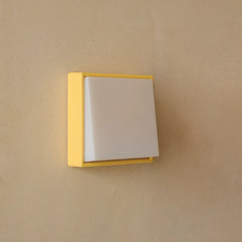 LumoSwitch - Minimalistisk natlampe med genopladelig kontakt