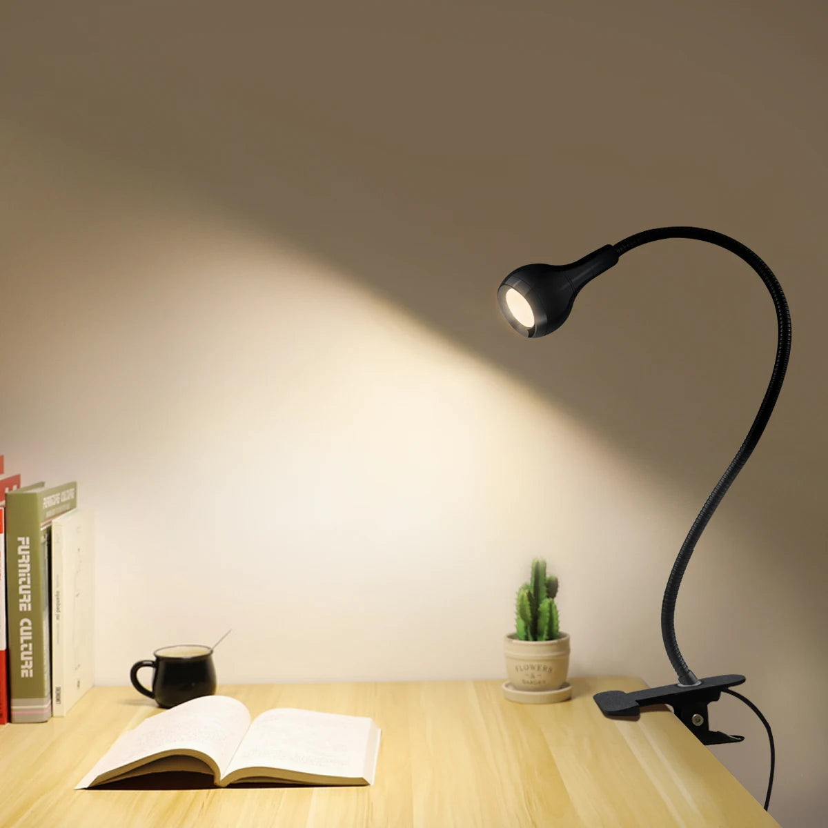 5V USB Bordlampe med Klip | Fleksibel LED Læselampe til Soveværelse & Kontor