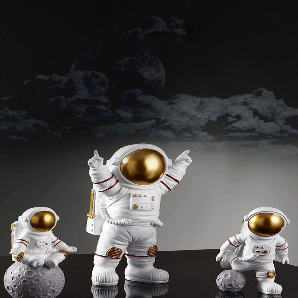 Astronaut Figur | Håndlavet Harsskulptur | Dekoration & Samleobjekt | Til Børn & Voksne