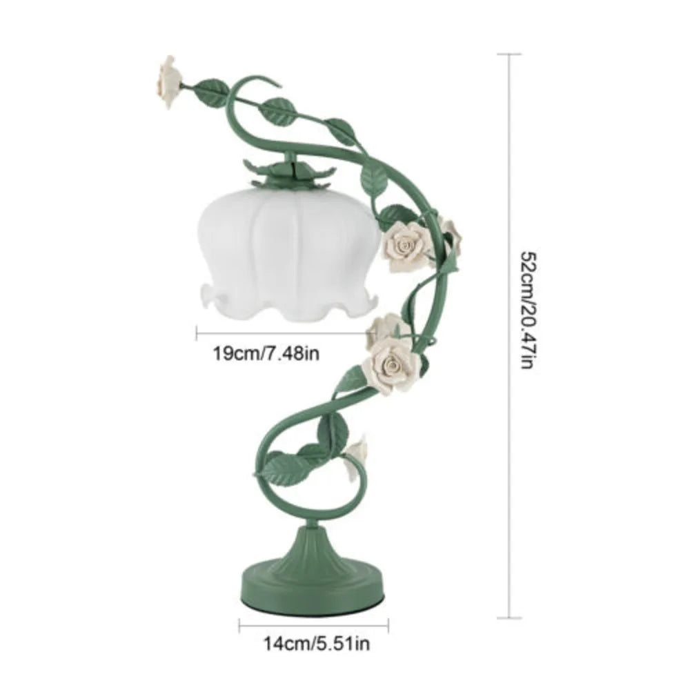 FloraLume - Kunstnerisk skrivebordslampe med blomster fra naturen