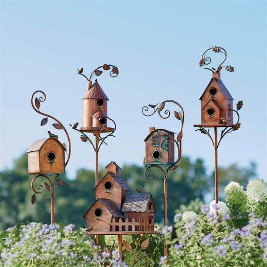 Metal Kunst Fuglehus til Haven - Unik Dekoration og Sikker Tilflugtssted for Fugle, Holdbart Design med Naturlig Patina-1
