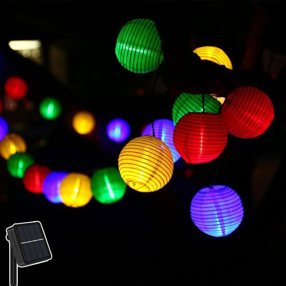 LumiShine - Fortryllende lanterne med solcellebelysning