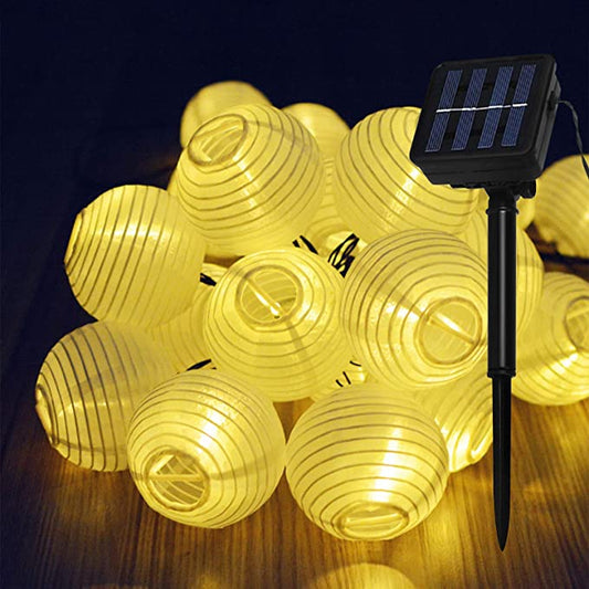 LumiShine - Fortryllende lanterne med solcellebelysning