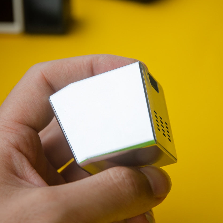 WeatherPro - Digitalt LED WiFi-vejrstationsur