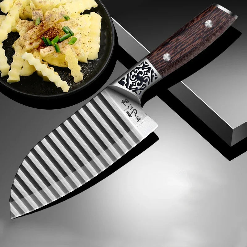 SharpEdge - Køkkenkniv - træhåndtag, savtakket blad, skarp og holdbar