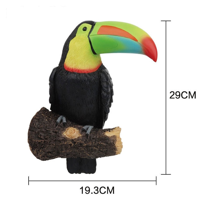 Håndlavet Hængende Toekan Figur i Hars – Farverigt Haveornament med Livagtige Nuancer, 19.3 x 11 x 29 cm-4