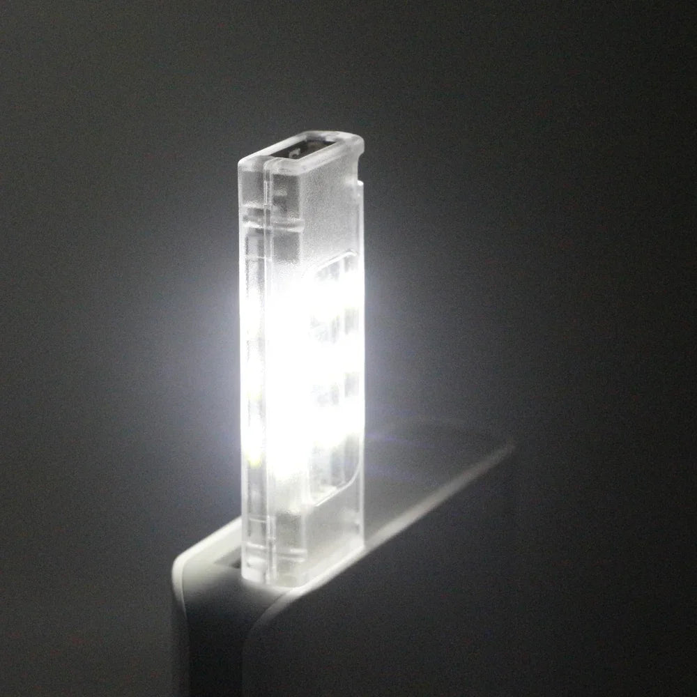 Mini USB LED Boglampe | Bærbar Dobbelt­siddet 12 LED Natlampe