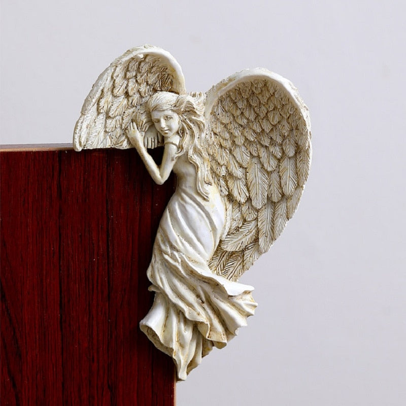 Lief Engelframe Hjørne Dekoration – Håndlavet Harpiks Engel, Vejrbestandig, 11 x 4,5 x 16 cm-4