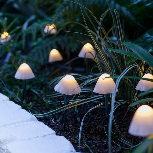 LumiGarden - Mini svampesollys til haven (sæt med 12)