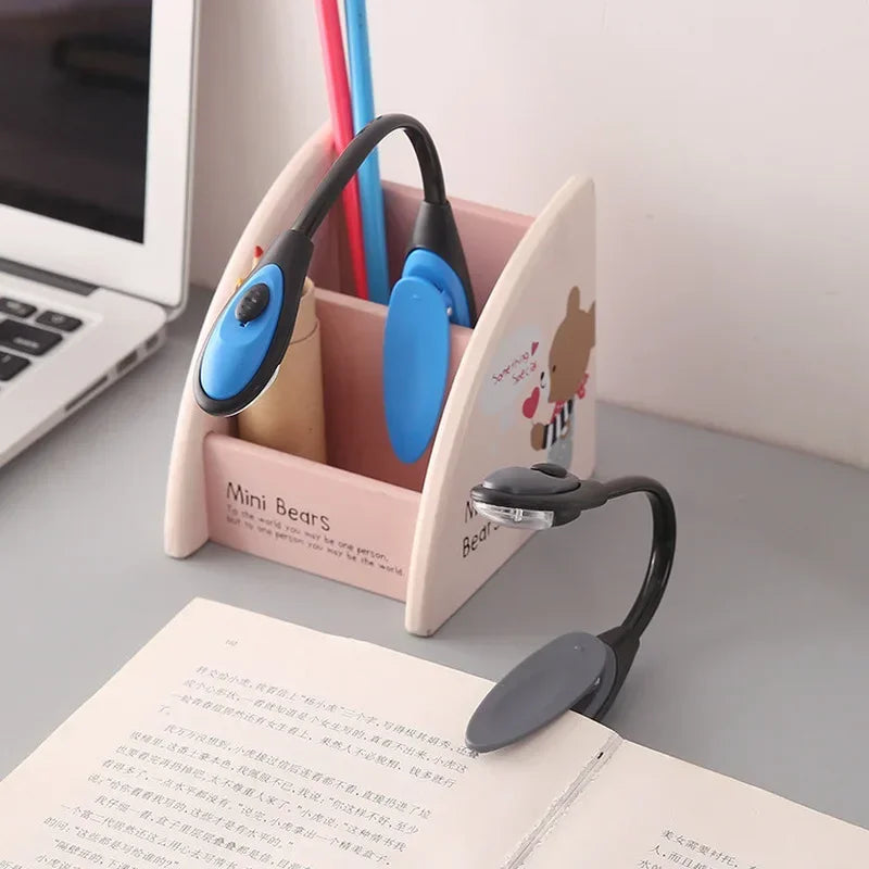 Mini LED Boglampe | Fleksibel Clip-On | Bærbar Læselampe til Rejser & Laptop