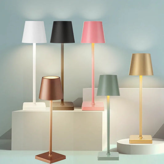 LED Bordlampe m. Touch Sensor | 3 Lysfarver & Dæmpbar | Moderne Nat- & Skrivbordslampe