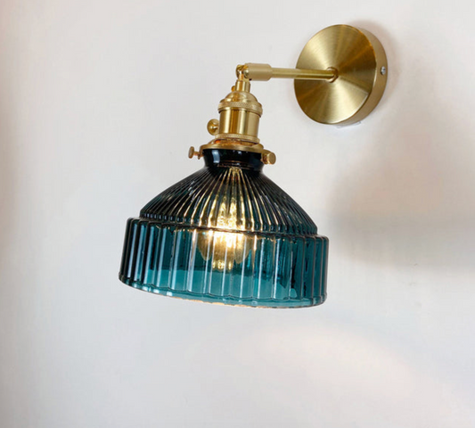 Scandinavisk Vintage Væglampe i Glas og Metal – Retro Design til Stue og Hyggelig Belysning-1