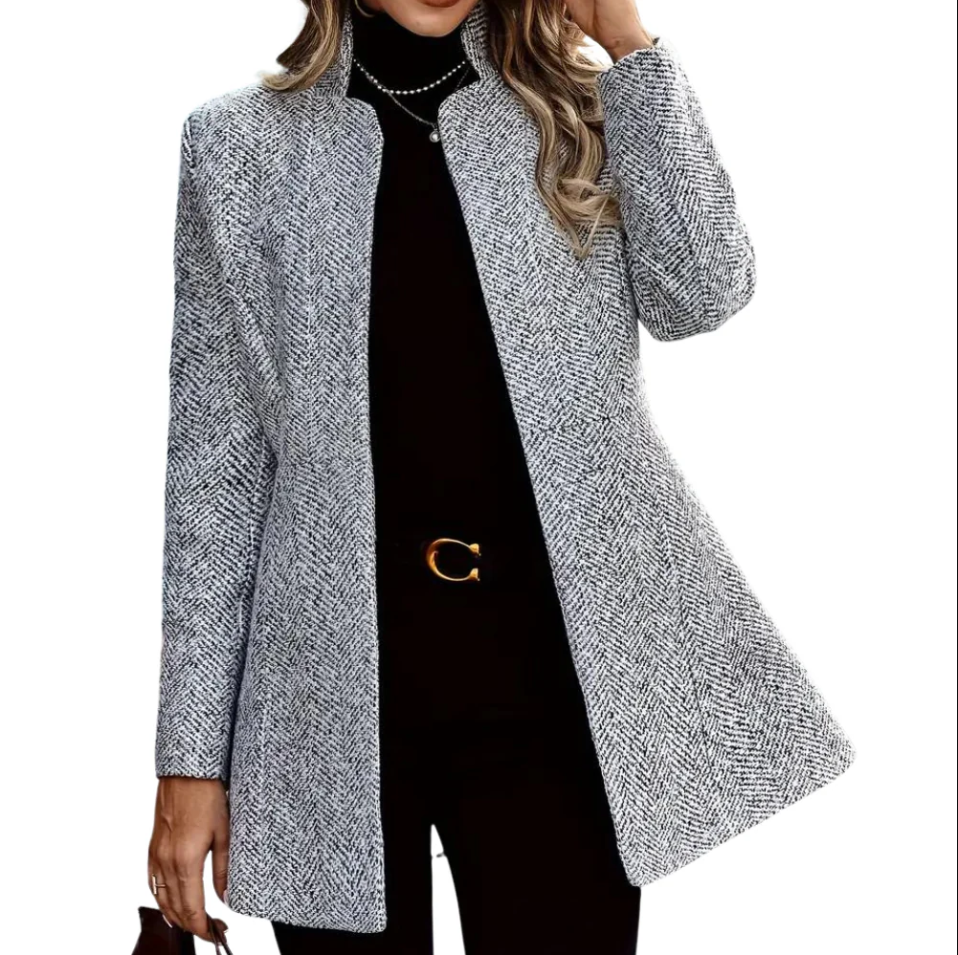 ChicEssentials - Stilfuld blazer til kvinder | Alsidig blazer til enhver lejlighed