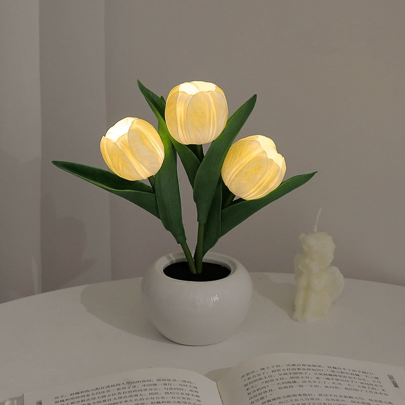 Variant image for Elegant Tulp Nachtlicht med LED Belysning – Varmebestandigt Skum og Tekstil til Hyggelig Atmosfære-9