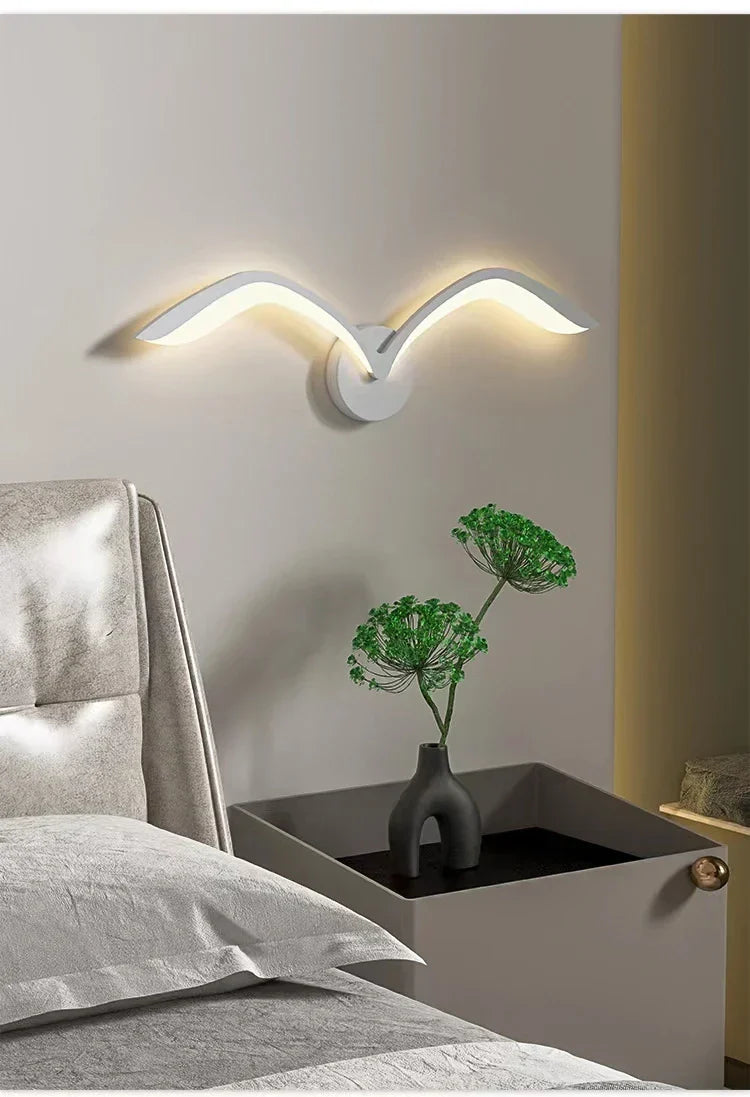 NordLicht - LED måge-væglampe i skandinavisk design