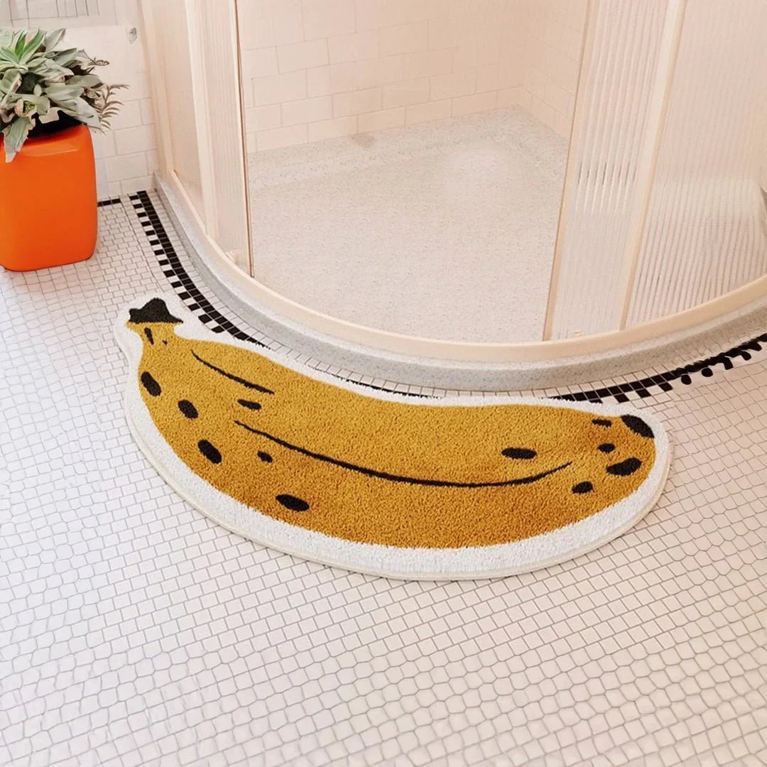 FruityStep | Skridsikre aubergine- og bananbadeværelsesmåtter - blødt, holdbart og levende design til badeværelser