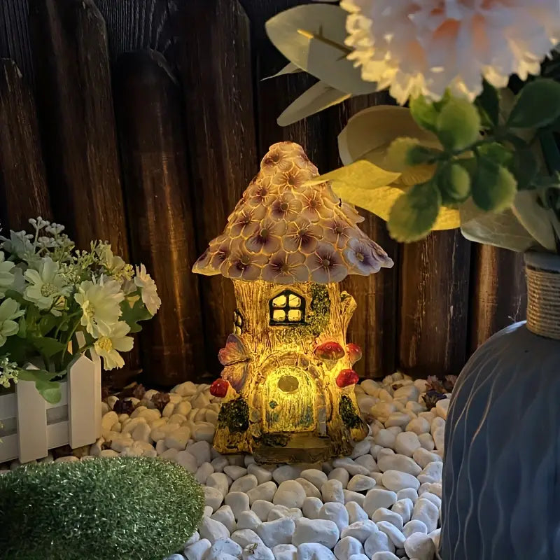 SolarFlair - Solcelledrevet natlampe til blomsterhus