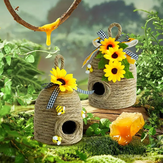 NatureNest - Moderne vævet bikube med hampesnor og solsikke-accenter