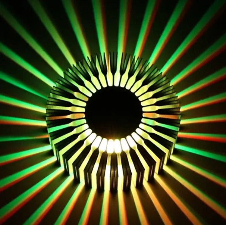 LumaRay - Sunburst Wall Lamp - Dekorativt stemningslys med solstråle-skyggeeffekt