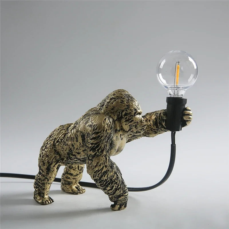 Moderne Mini Gorilla Bordlampe – Legende Design til Børneværelser og Skriveborde, Hars, 25 cm Høj, Sort/Hvid-6