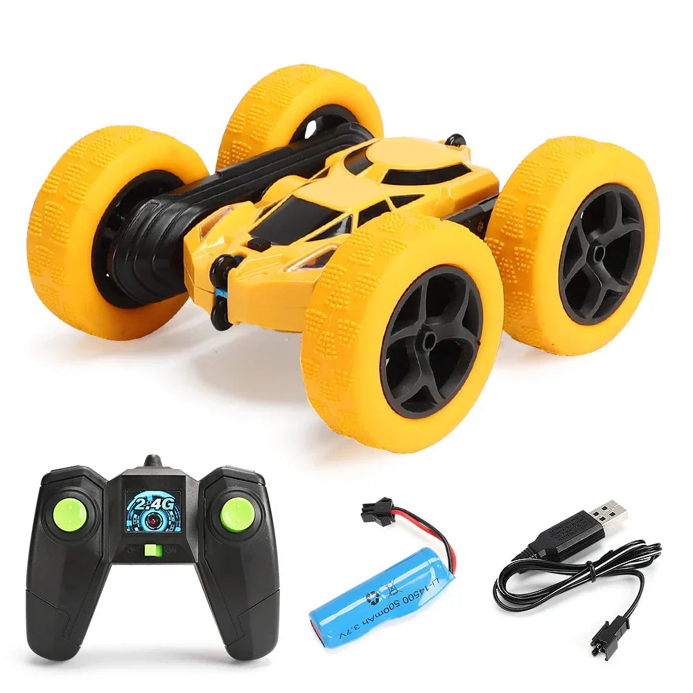 ActionRacer - Dobbeltsidet stunt-RC racerbil med fjernbetjening