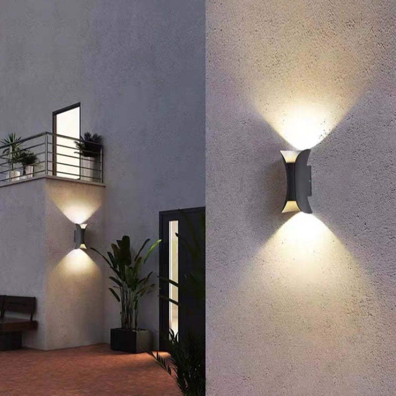 Moderne Vandtæt LED Væglampe Udendørs – Energibesparende Sort/Guld Metal til Have og Terrasse-3