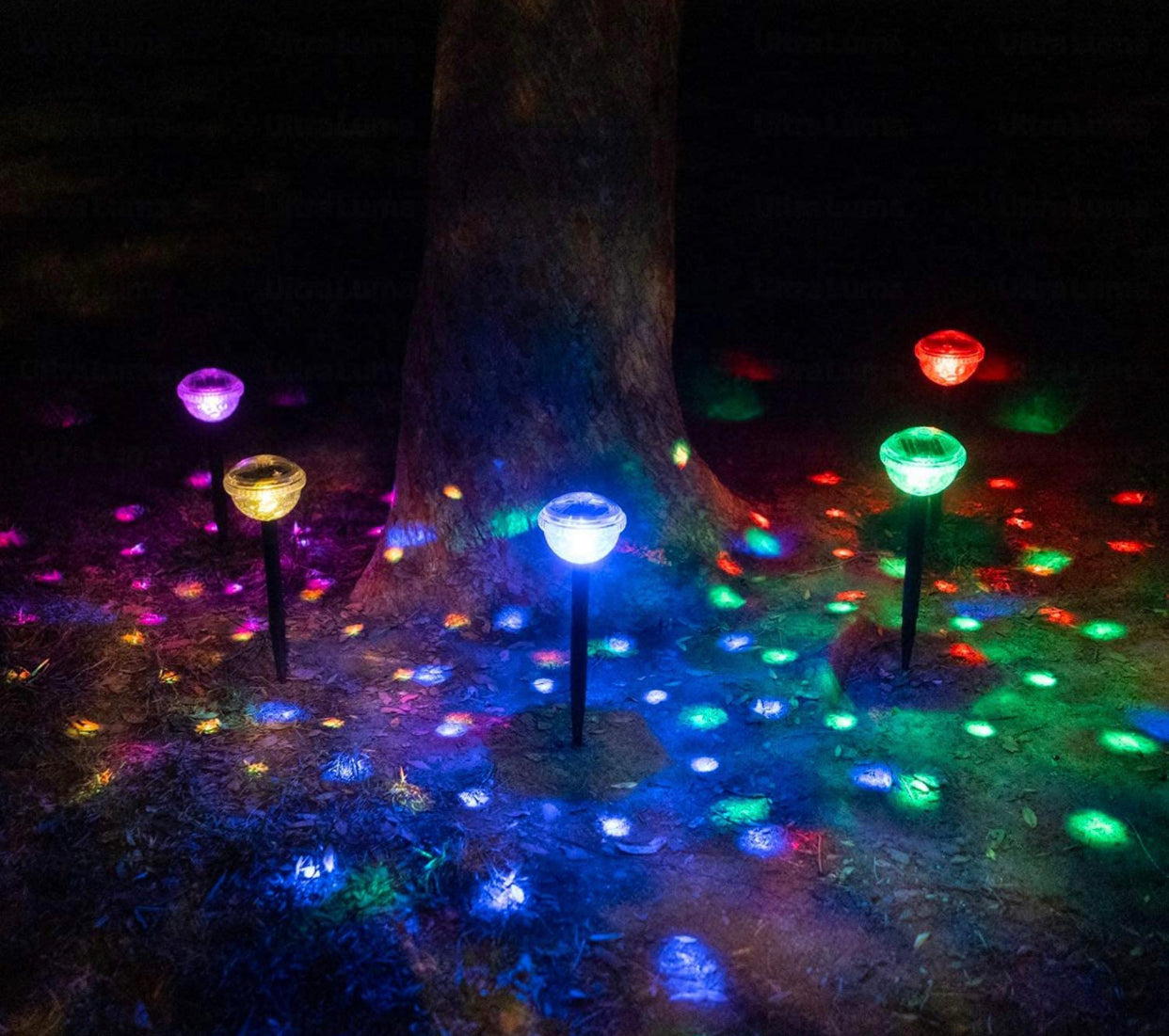 LumaGlobe - Ultra Luma solcelle-stibelysning | 8-farvet LED